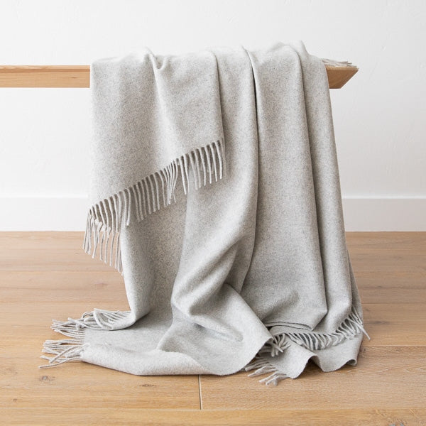 100% Cashmere Throw In Silver Grey