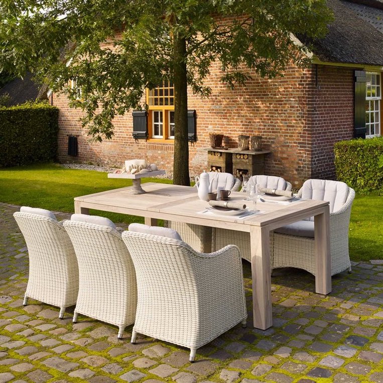 Solid Oak Garden DiningTable