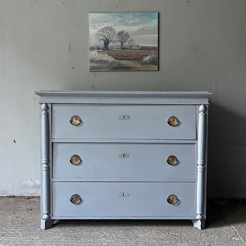 Decorative Antique Pine Chest of Drawers in Pale Grey