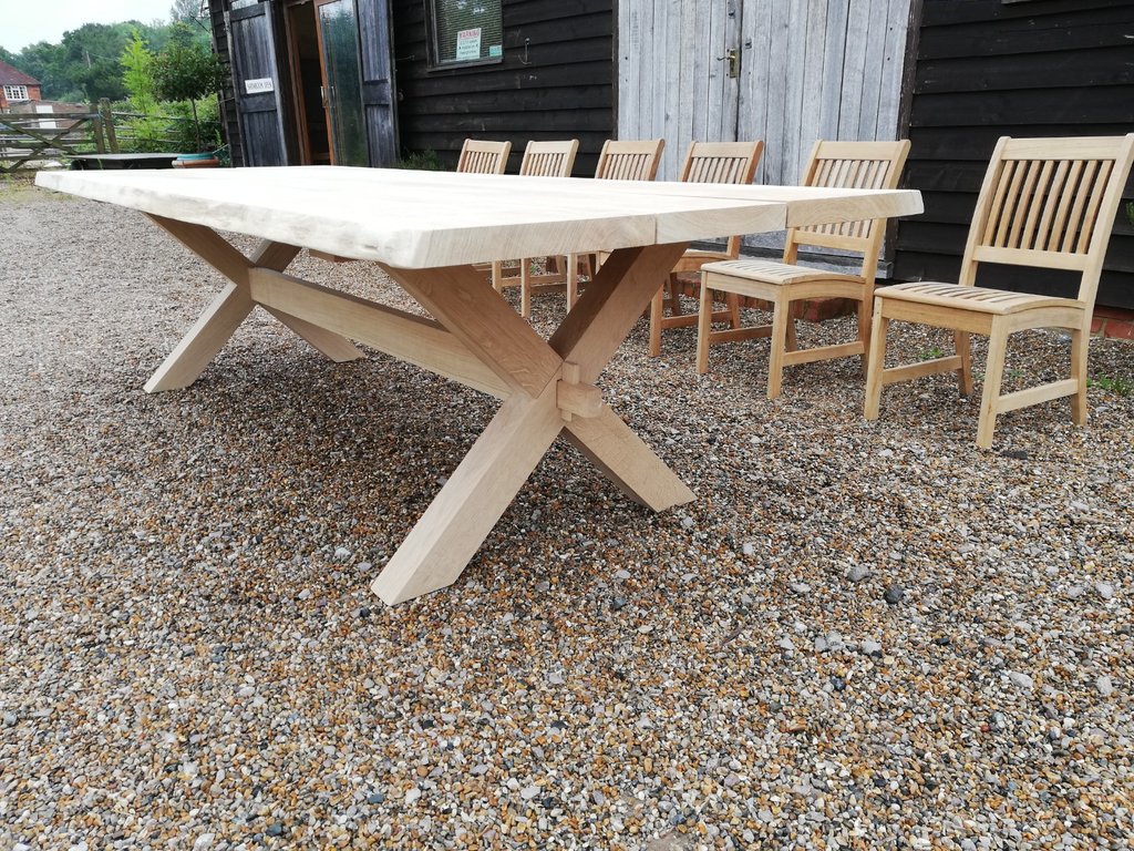 Solid Oak Crossed Leg Garden Table