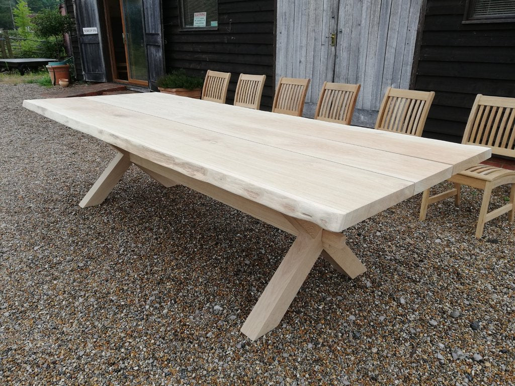 Solid Oak Crossed Leg Garden Table