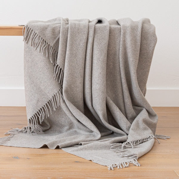 100% Cashmere Throw In Grey