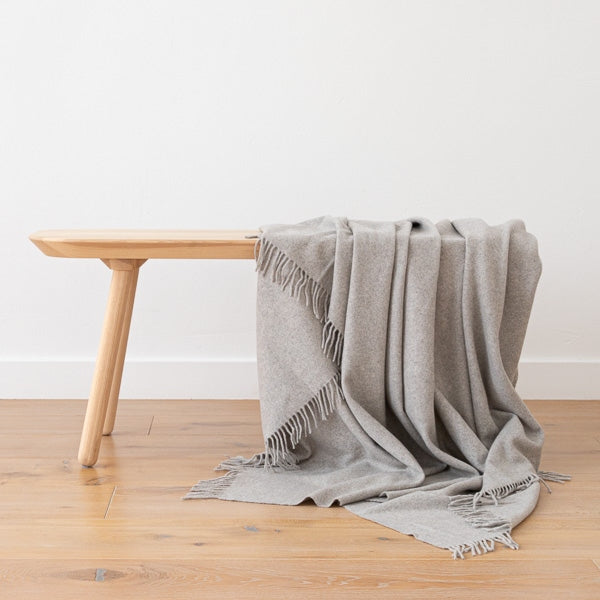 100% Cashmere Throw In Grey