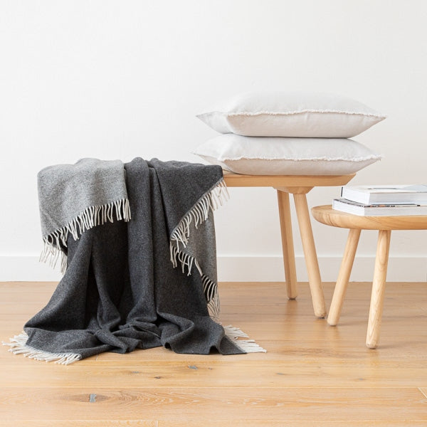 100% Cashmere Throw In Charcoal Grey