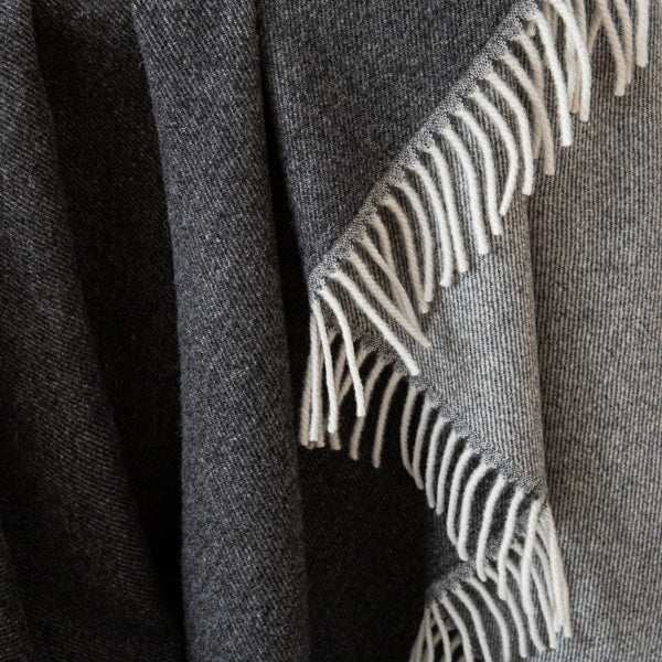 100% Cashmere Throw In Charcoal Grey