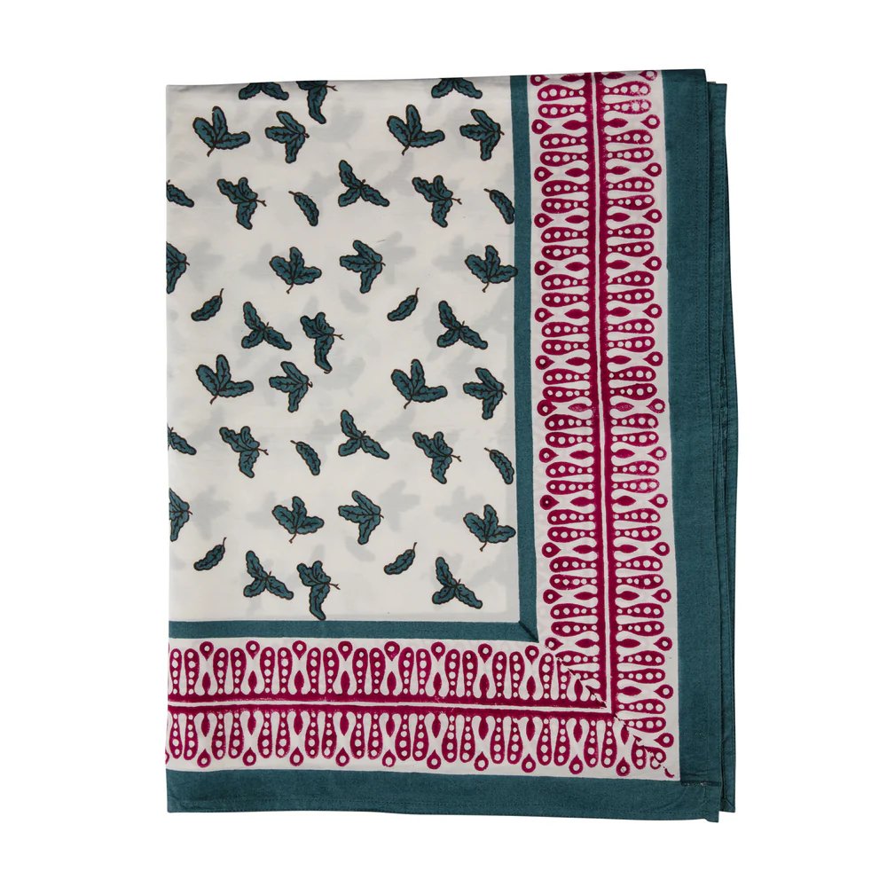 Kelling Home Teal Little Oak Leaf Tablecloth with Pink Border- Napkins Included