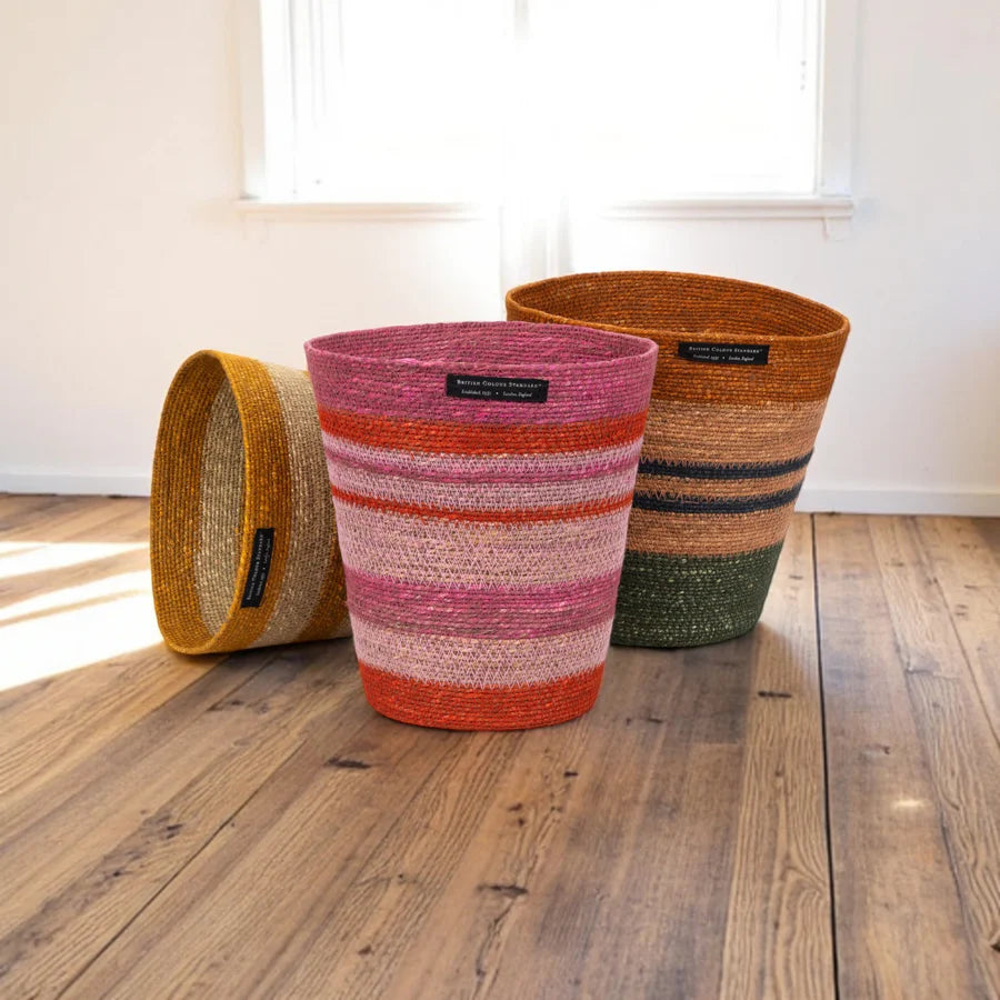 Seagrass Waste Paper Basket in Guardsman & Neyron | British Colour Standard