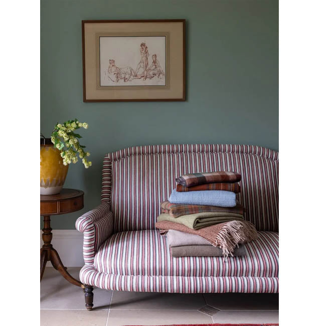 "Aubergine Bud Ceramic Vase | Casa JJ
"