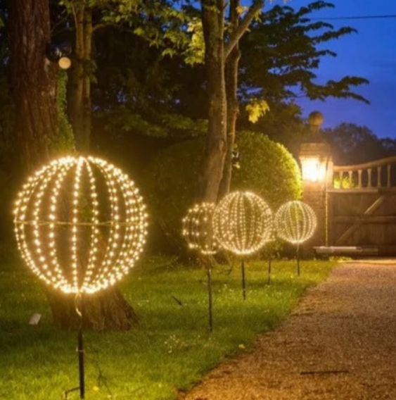 Solar LED Globe Pendant Garden Light