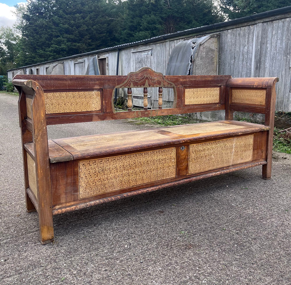 Antique Box Bench with Decorative Grain Paint | John Cornall