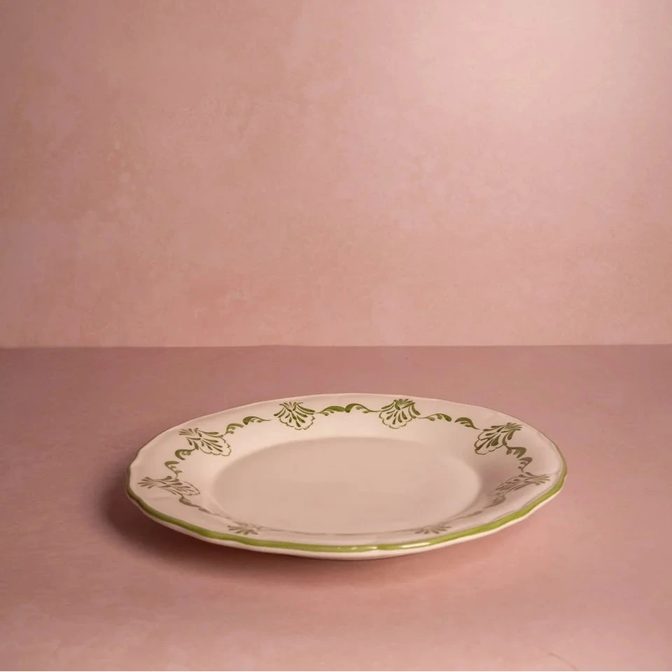 Set of 4 Hand-painted Green Shell Dinner Plates | Casa by JJ