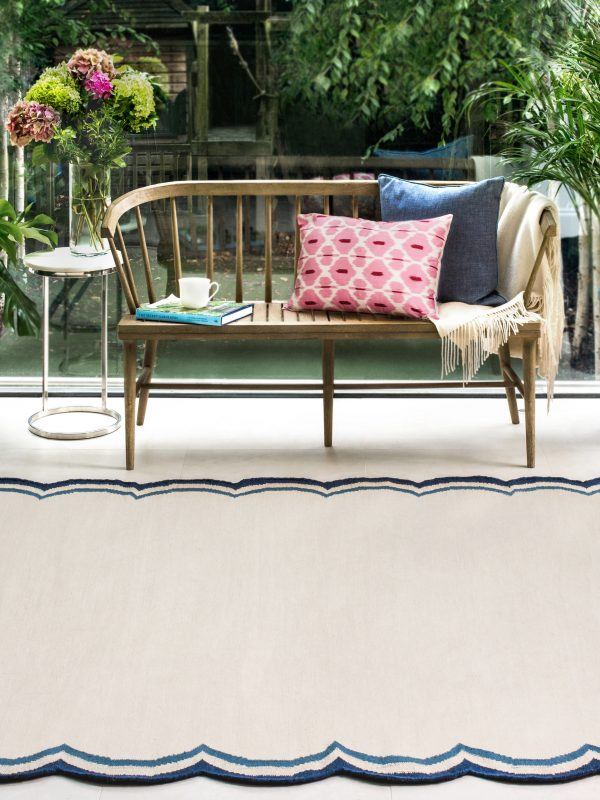 Flat Woven Rug Scallop