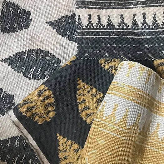 Laibik Small Print Charcoal Grey & Natural Linen Fabric | Julia Brendel