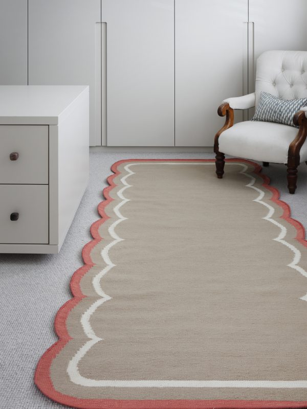 Flat Woven Scallop Rug Coral
