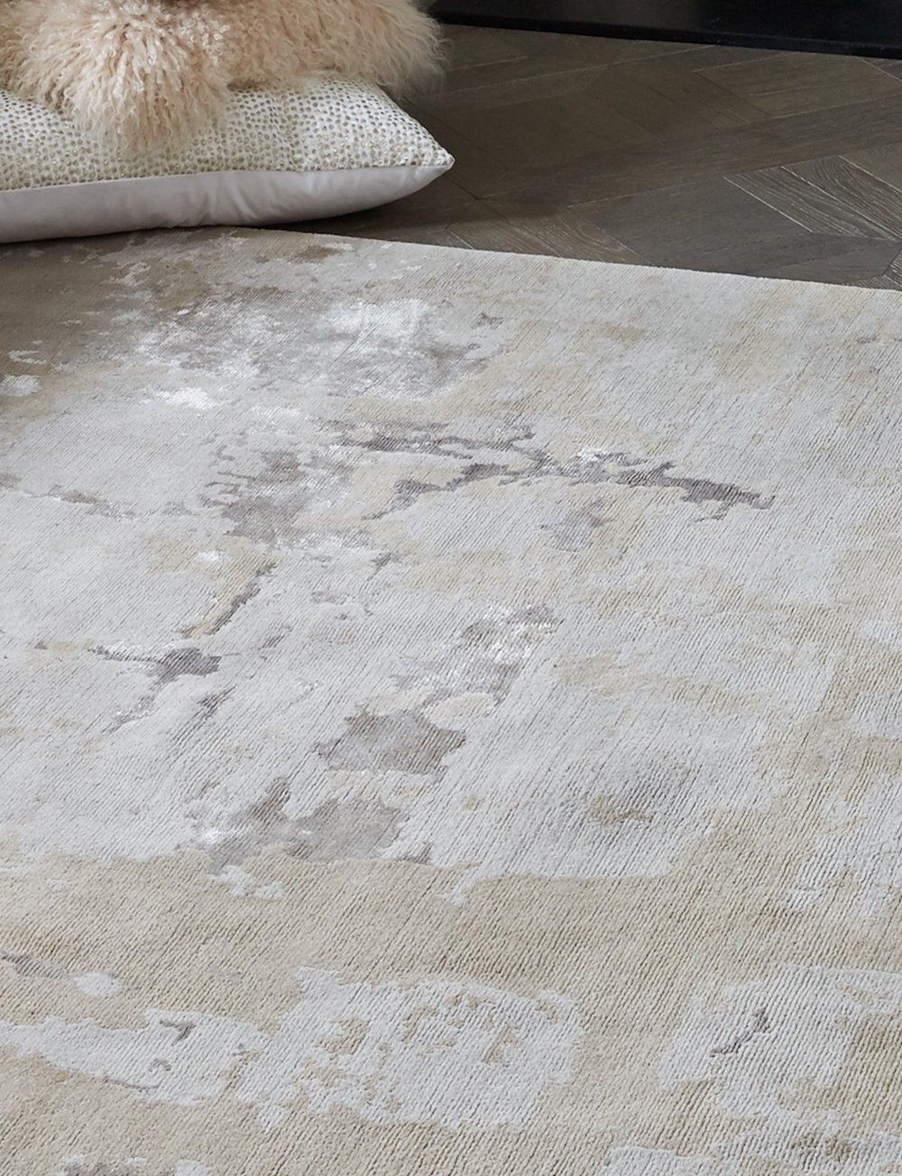 Hand Knotted Tibetan Wool Bamboo Silk 100 Knots Ivory Silver Stone Himalayan Wool Natural Marble Rug