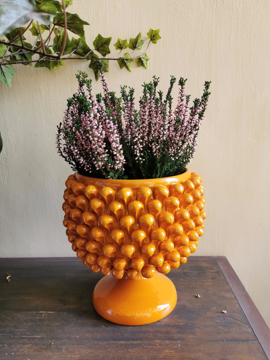 Agata treasures Sicilian pine cone bowl