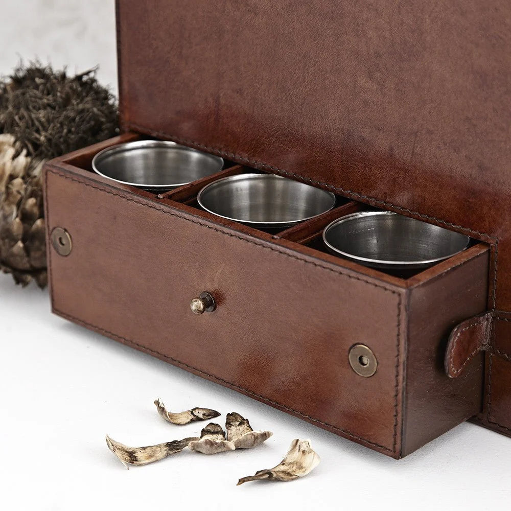 Leather Drinks Chest with Tools, Ice Bucket & Cups | Life of Riley 