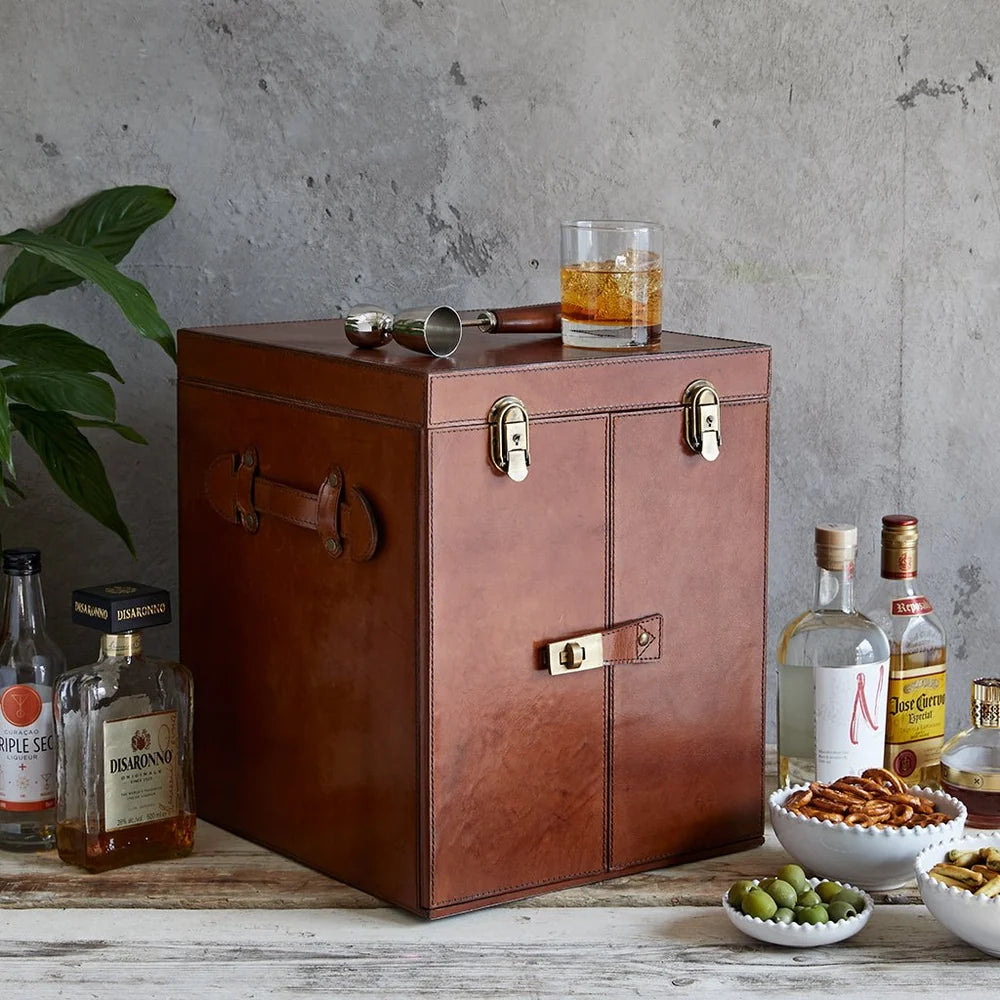 Leather Mixology Drinks Chest with Tools, Ice Bucket & Glasses | Life of Riley 