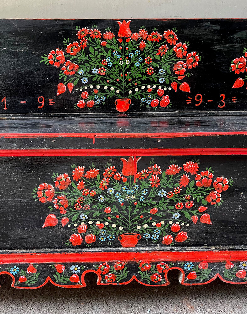 Painted Pine Folk Art Hall Bench with Tulips in Red & Blue | John Cornall