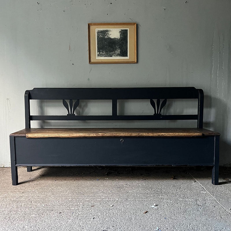 Smart Antique Pine & Oak Box Bench in Black