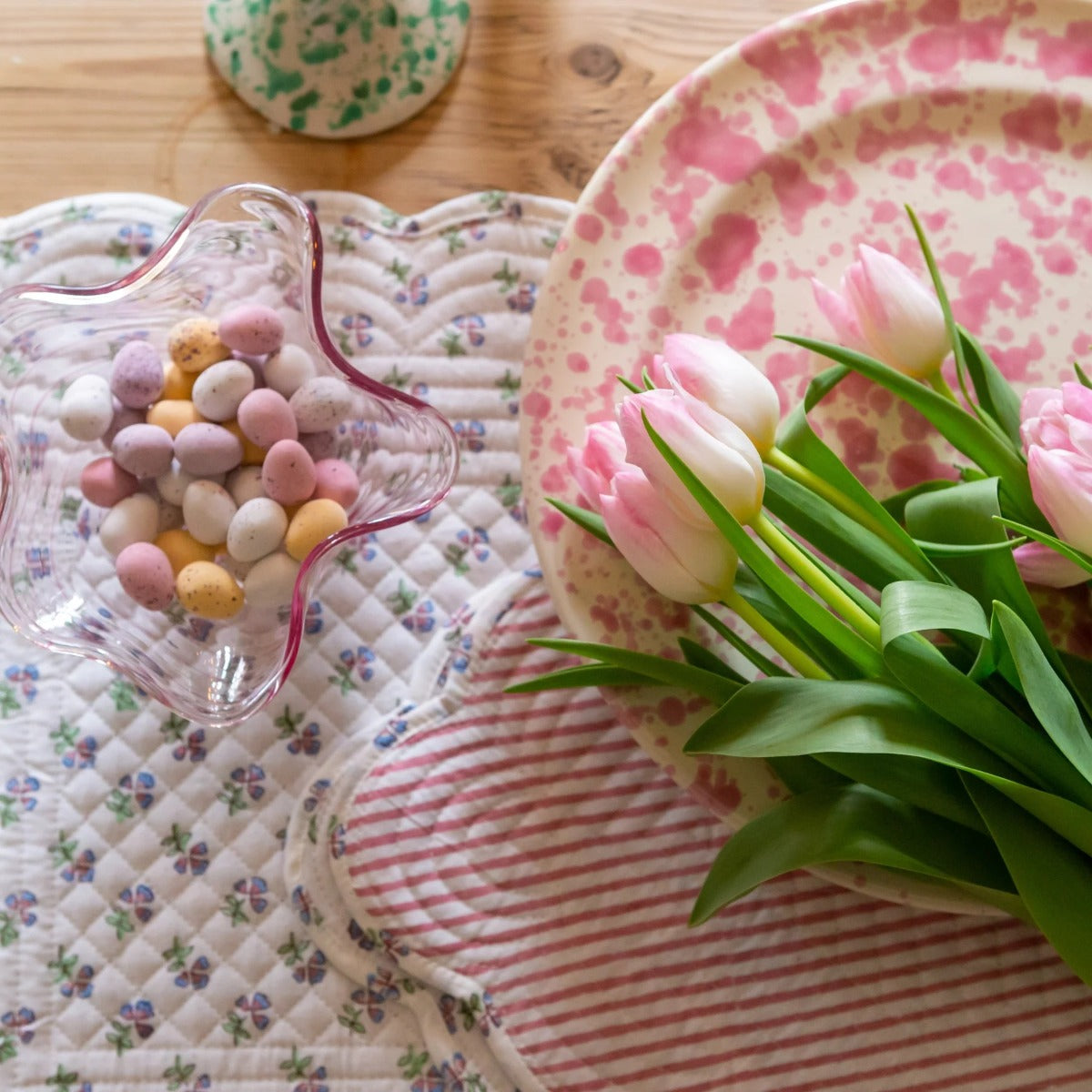 Ditsy' Lilac & Green Floral Quilted Scallop Placemat