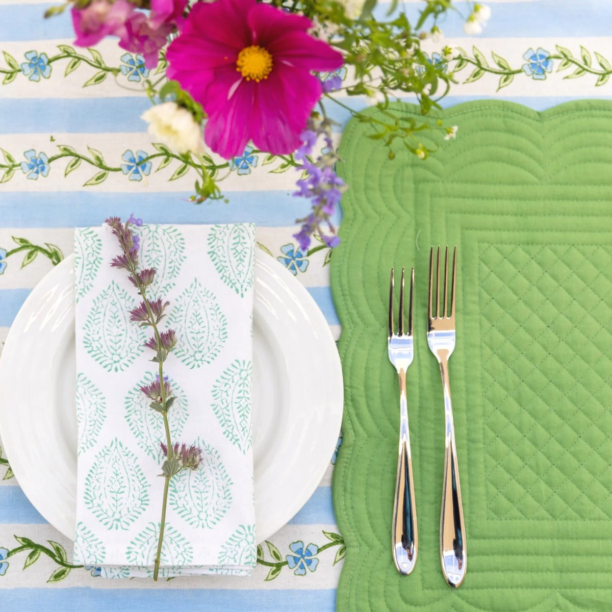 Green Scalloped Quilted Placemat