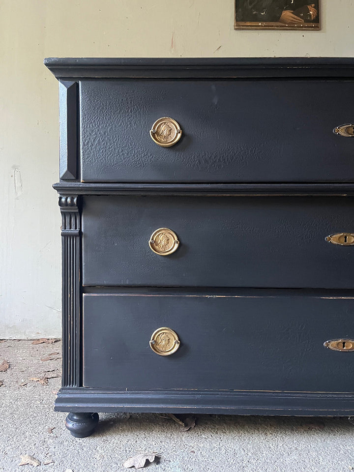 Antique Cabinets | Cupboards | Chest of Drawers | Dressers - lesser spotted